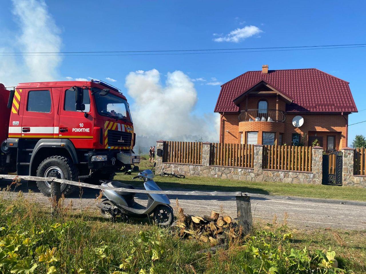 Пожежу у приватному господарстві Сарненщини ліквідували