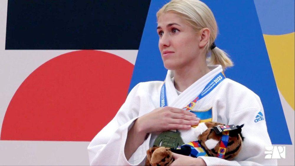 На чемпіонаті в Роттердамі.