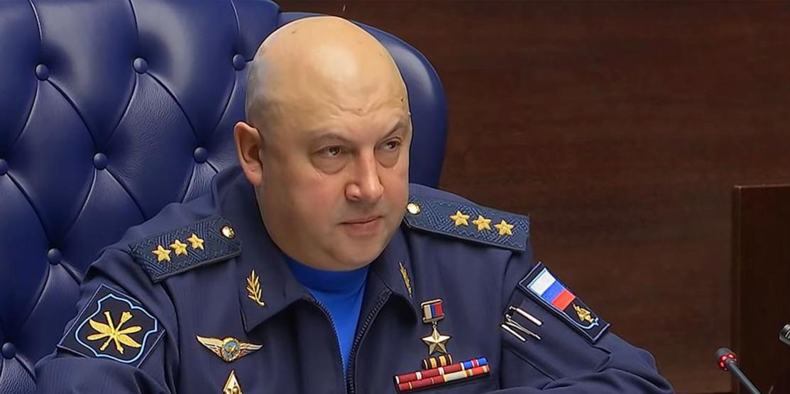 генерал суровікіна звільнено з посади командувача повітряно-космічних сил рф