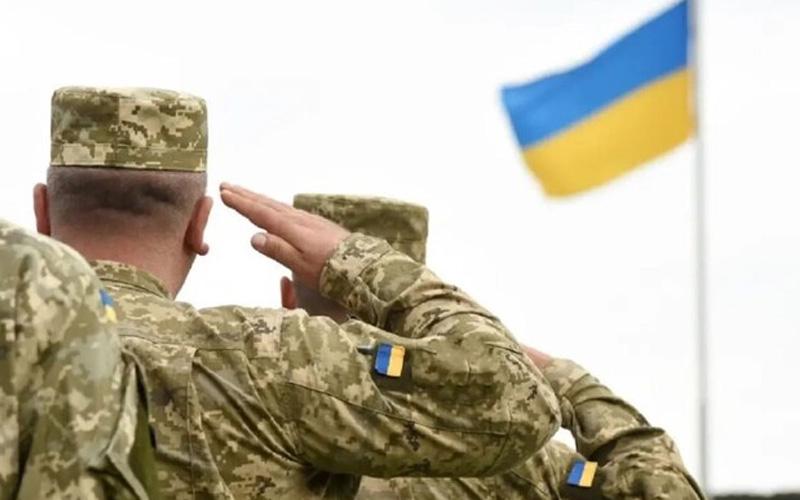 Воєнний стан в Україні продовжено