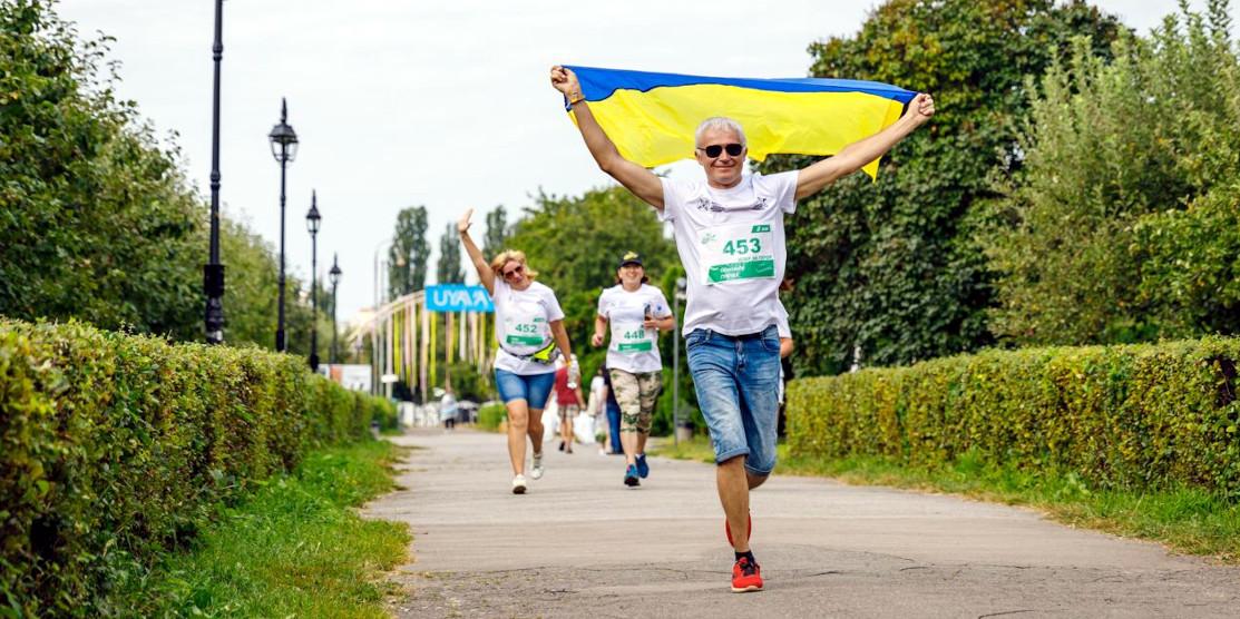 6,5 тисяч осіб в 37 країнах взяли участь у забігу «Шаную воїнів, біжу за героїв України»