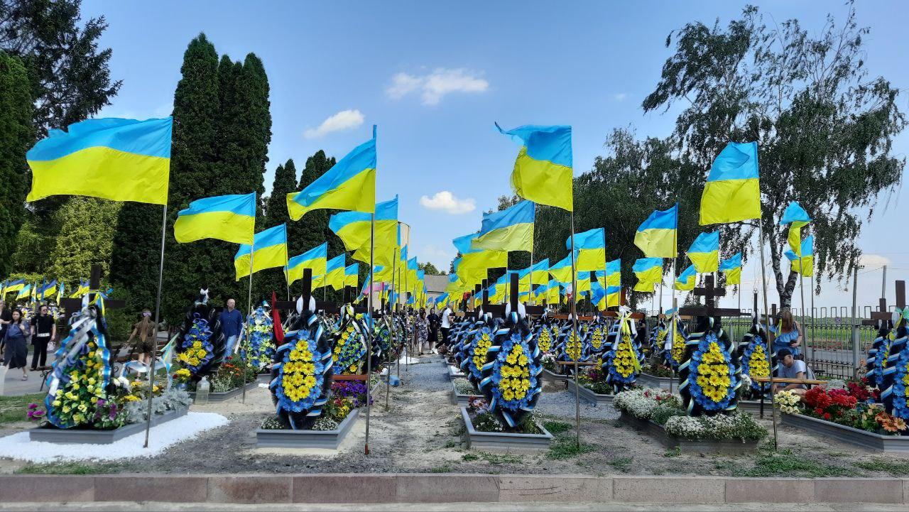 До Небесного війська доєдналися четверо захисників з Рівненщини До Небесного війська доєдналися четверо захисників з Рівненщини
