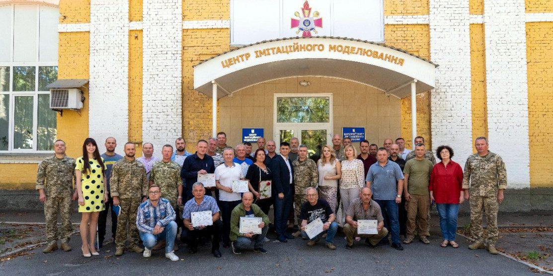 Ветерани, які закінчили навчання.