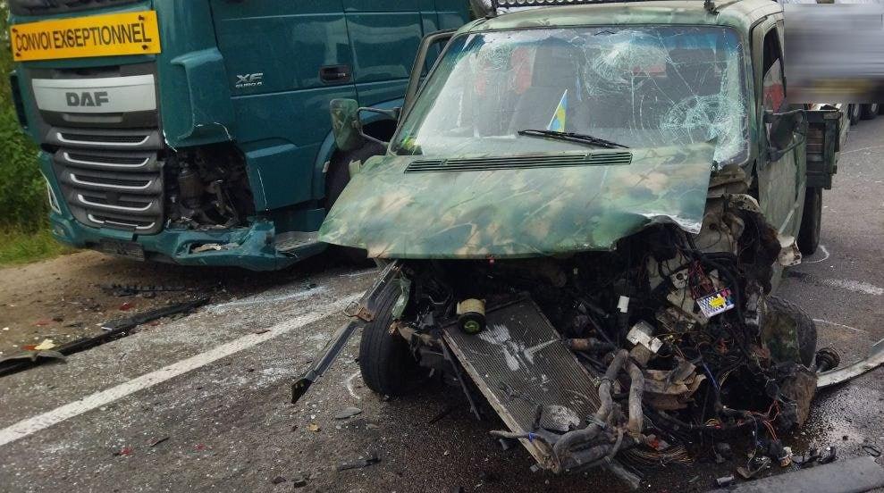 У масовій автопригоді на Рівненщині постраждало п’ять людей