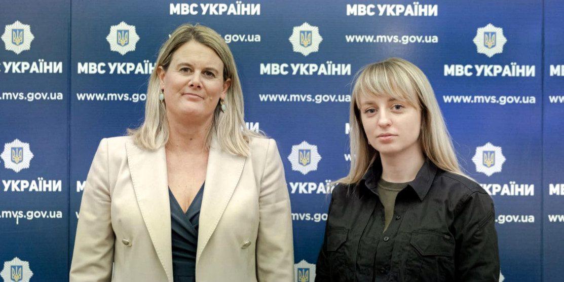 Еліс Джіл Едвардс і Катерина Павліченко.