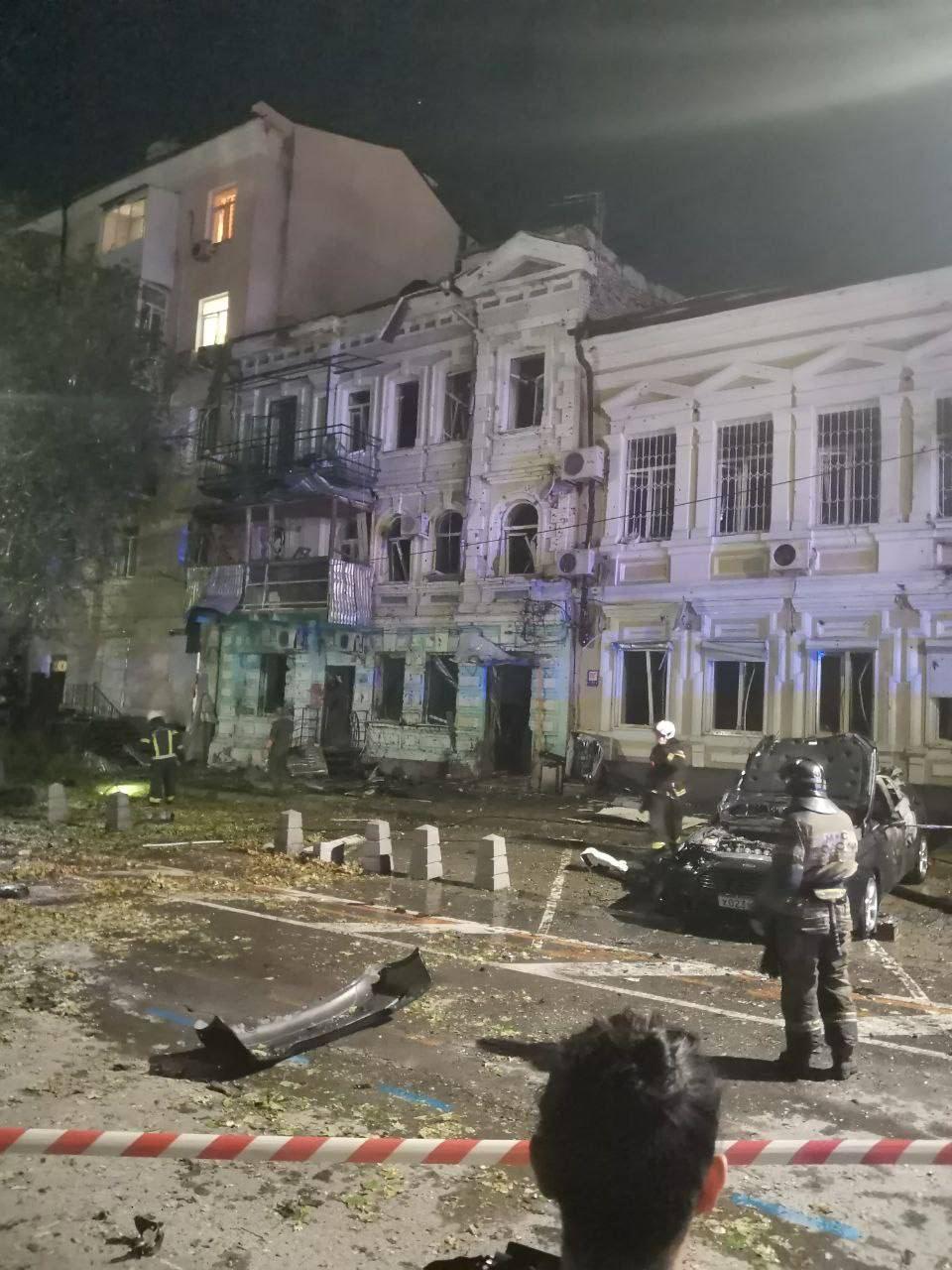 У Росії заявляють про атаку дронів у Підмосков’ї та ще двох областях (Відео)