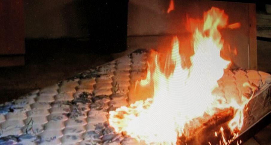 Під час пожежі на Рівненщині двоє людей отруїлися чадним газом