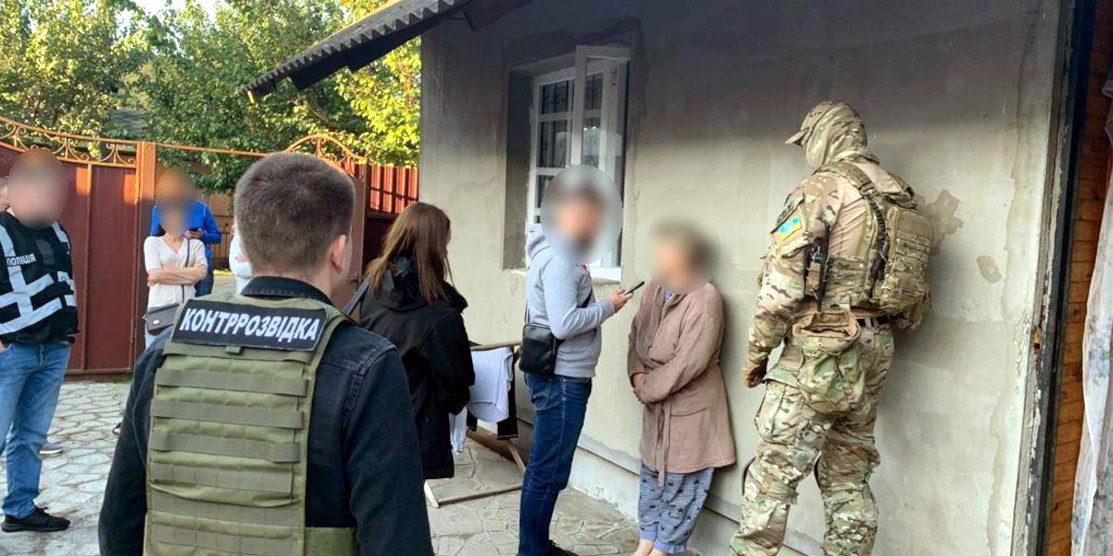 СБУ по «гарячих слідах» затримала росіянку, яка коригувала ворожі удари по Сумах 7 вересня