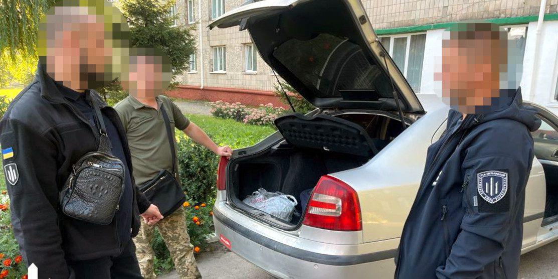 Працює ДБР.