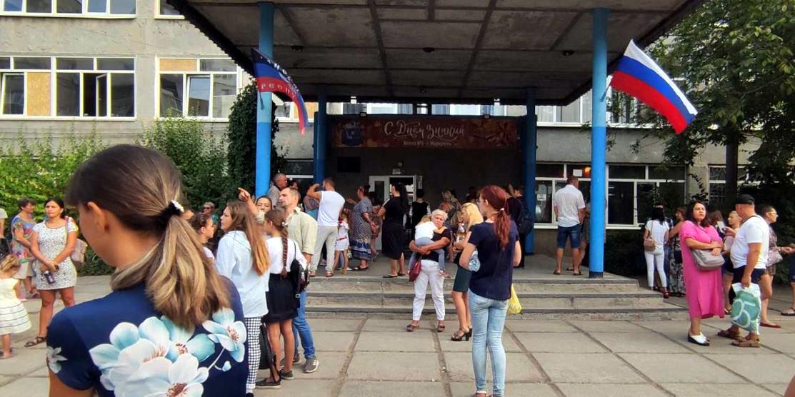 Окупанти не допустили до навчання старшокласників без паспорта рф