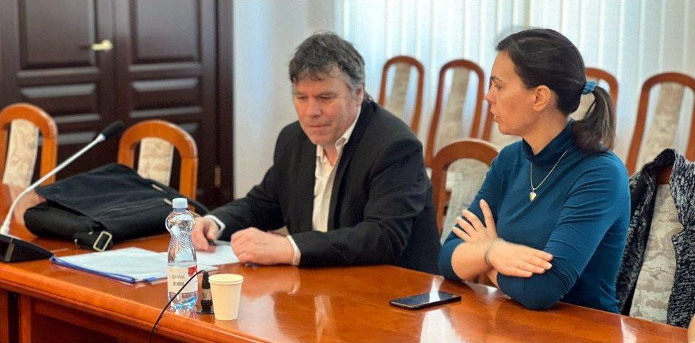 Під час зустрічі.