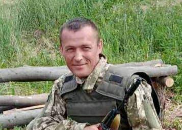 на фронті загинув