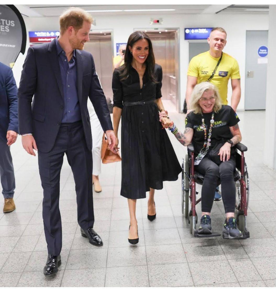 Легендарна Тайра зустрілась із родиною принца Гаррі принц і тайра