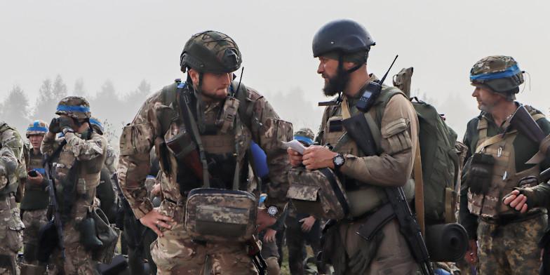 Бойова стрільба, пошук ворожих пілотів і оборона позицій: бійці Нацгвардії проходять бойове злагодження (відео)