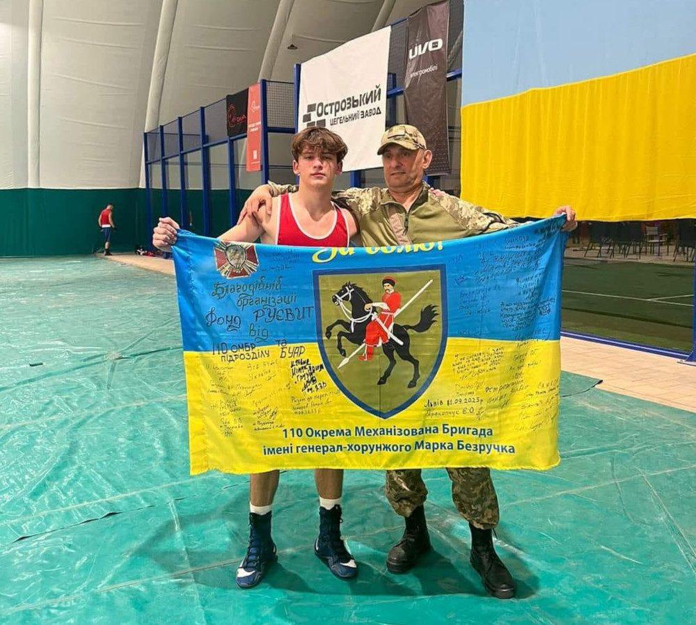 На чемпіонаті.