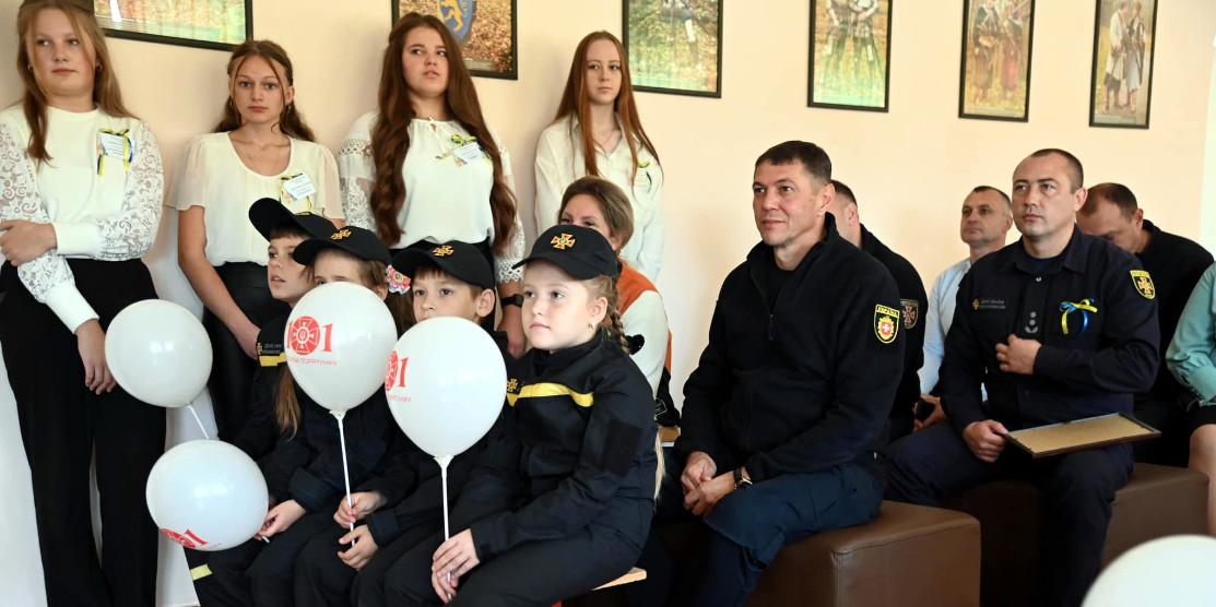 Перший урок в номову класі безпеки.