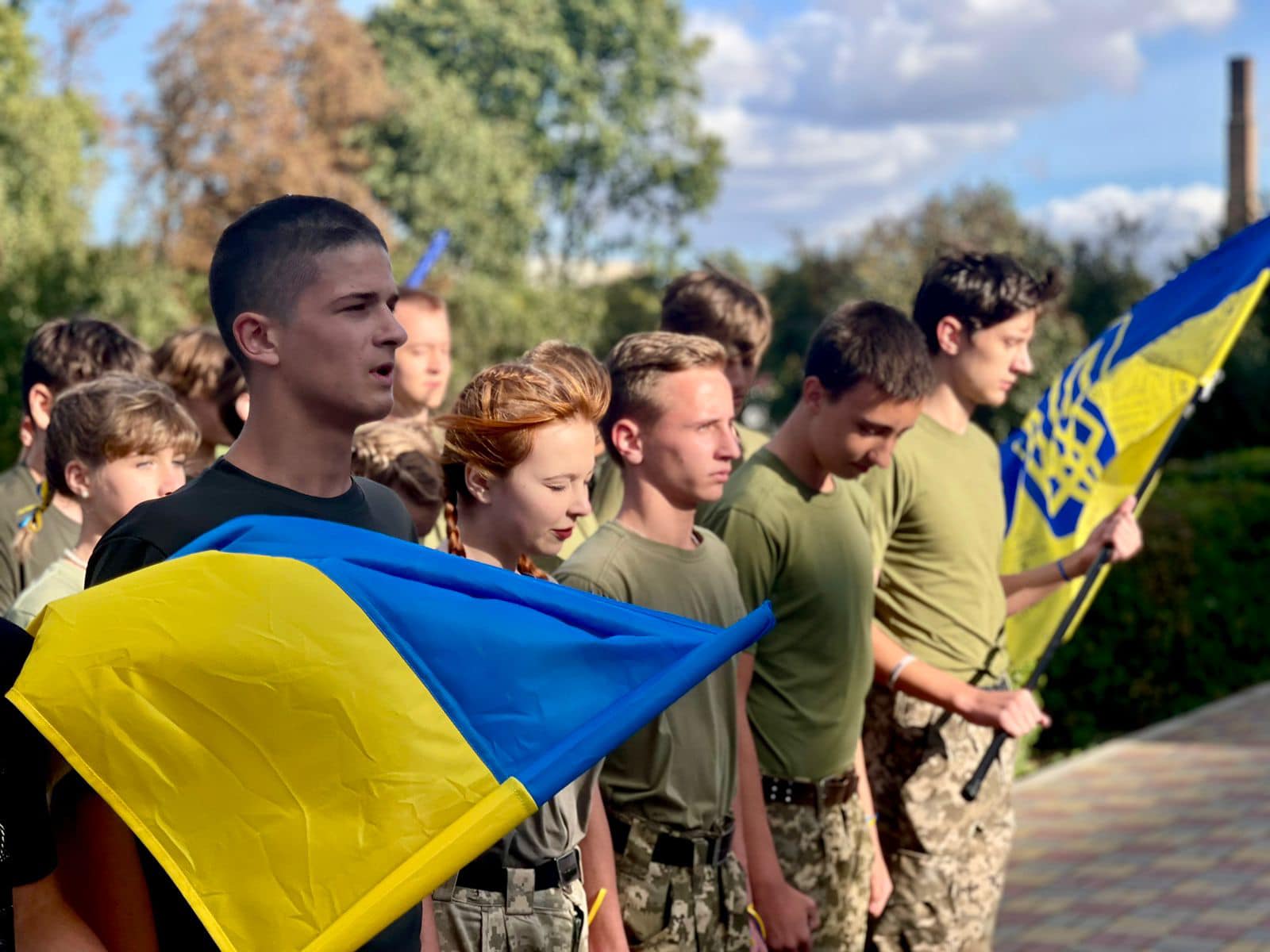 Ліцеїсти Рівного продемонстрували військовий вишкіл