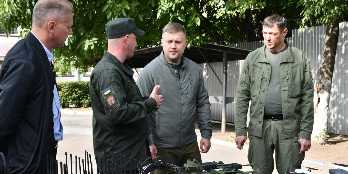Керівництво області відвідує нацгвардійців.