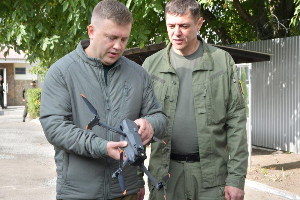 Під час відвідин Нацгвардії.