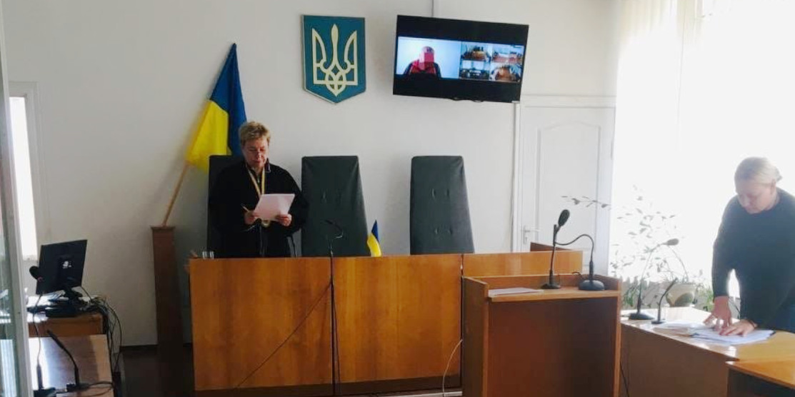 Суддя зачитує вирок
