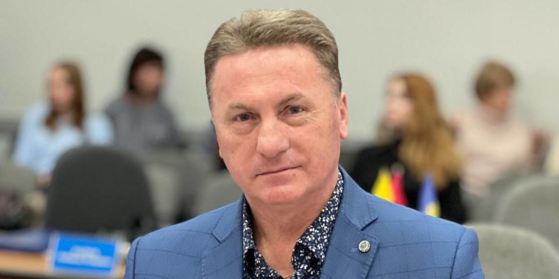 Василь Харковець