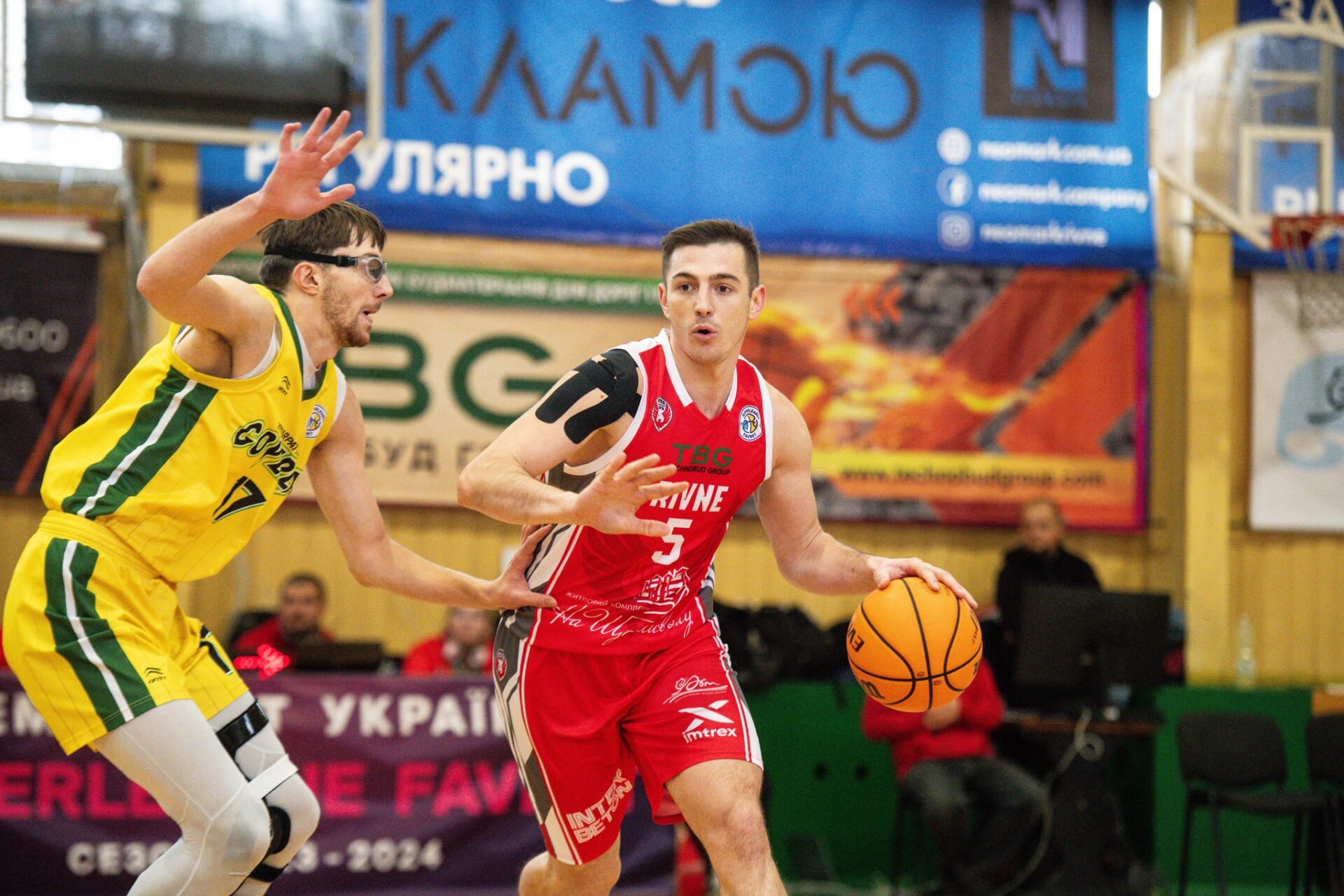 Рівненські баскетболісти не змогли втримати перевагу у домашньому матчі з “Говерлою”