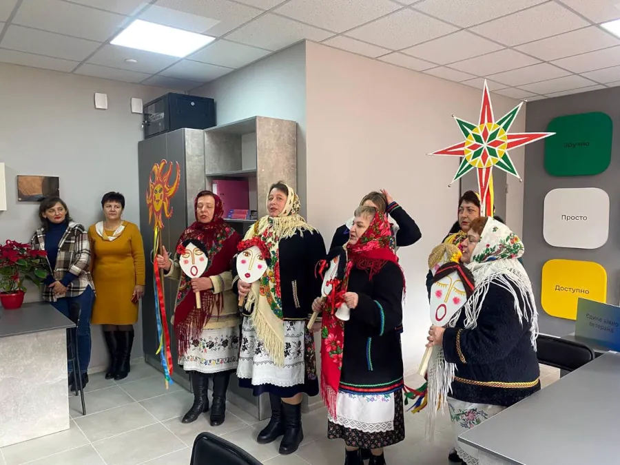 На відкритті нового ЦНАПу.