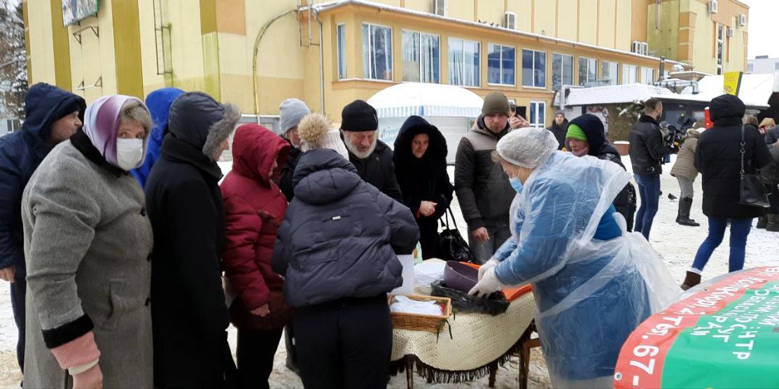 Пункт харчування у центрі Рівного
