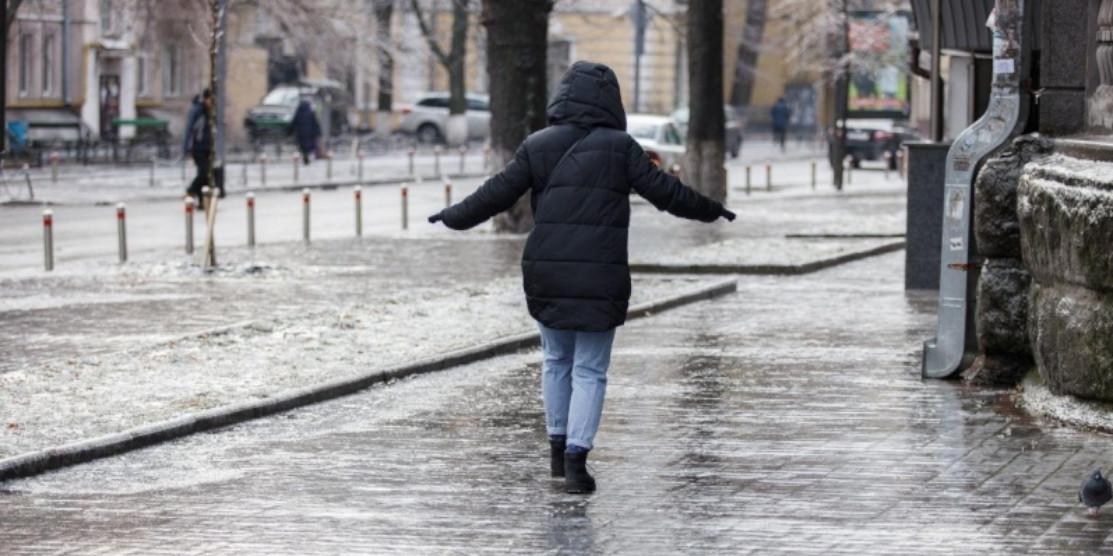 Прогноз погоди для Рівненщини на 20 листопада. Дощі, мокрий сніг, ожеледиця
