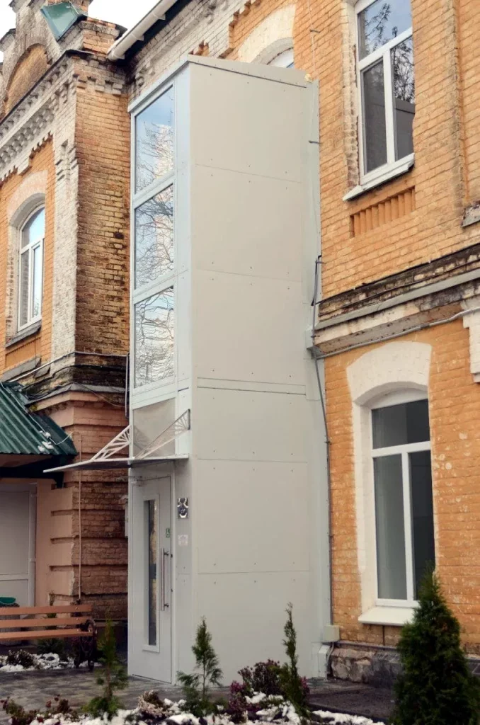 Встановлений підіймач.