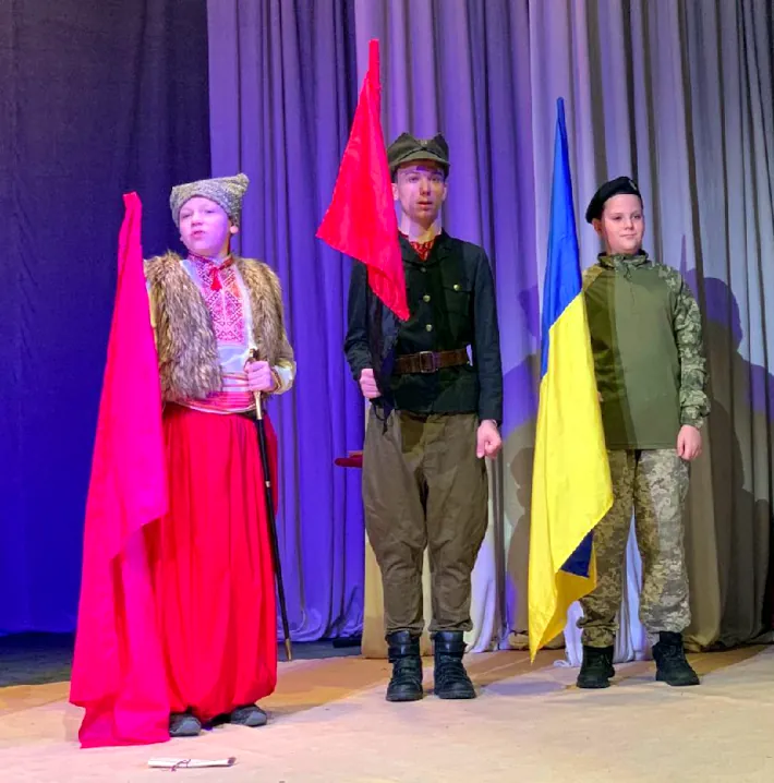 Діти-виконавці музично-театралізованого дійства "Різдвяні візерунки".