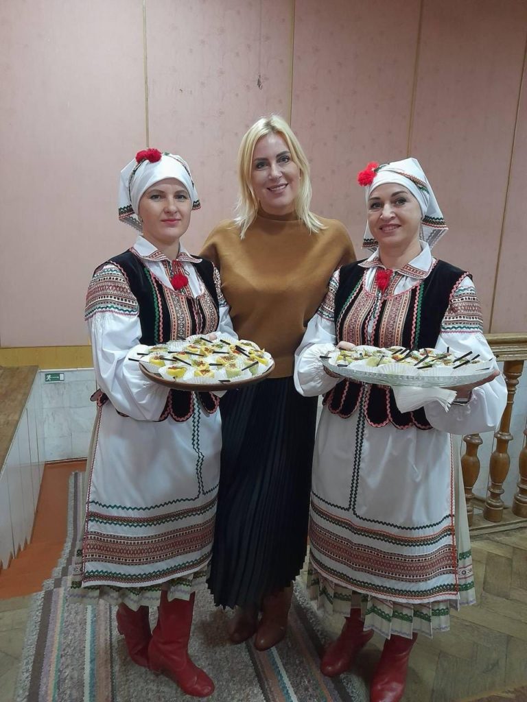 romaniuk-z-holubtsiamy