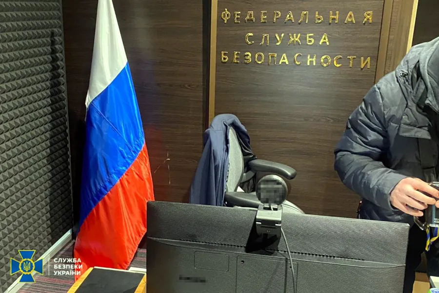 В одному з call-центрів.