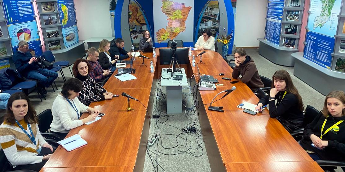 Зустріч координаторів міжурядової організації із представниками обласної влади, благодійних фондів, громадських організацій області
