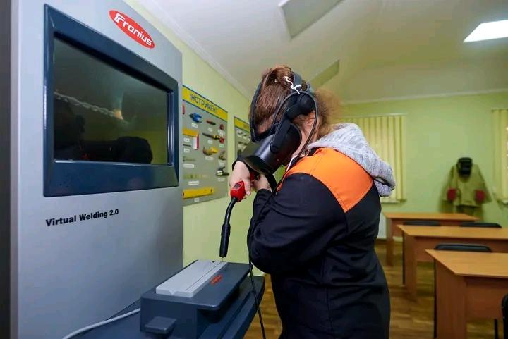 зварювальниця