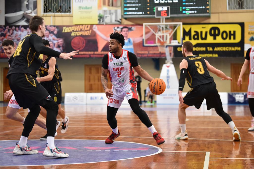 БК “Рівне” втретє в нинішньому сезоні перемогло “Київ-Баскет” Рівне перемогло Київ-Баскет
