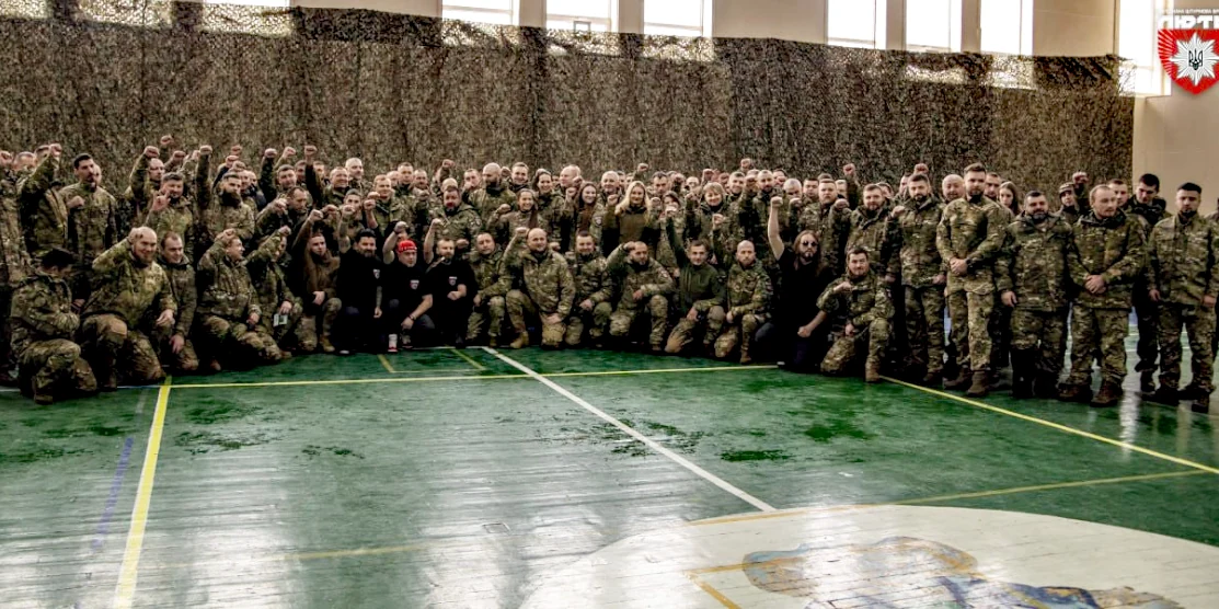 Бійці бригади "Лють".