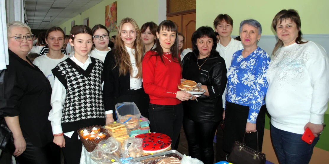Ярмарок у ліцеї.