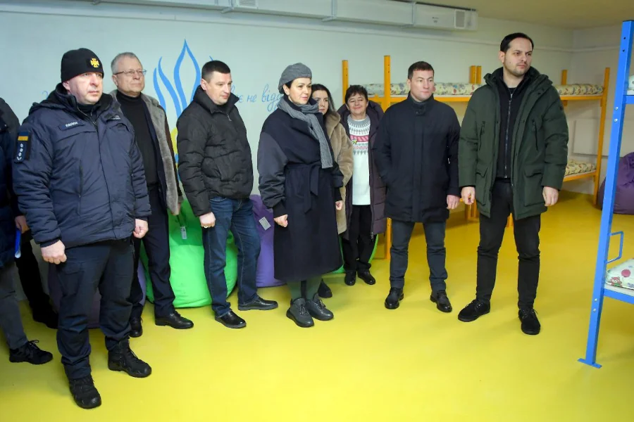 Відкриття укриття.