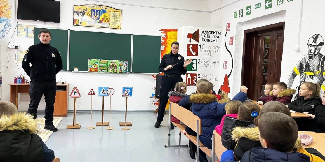 Навчання ПДР у ліцеї.