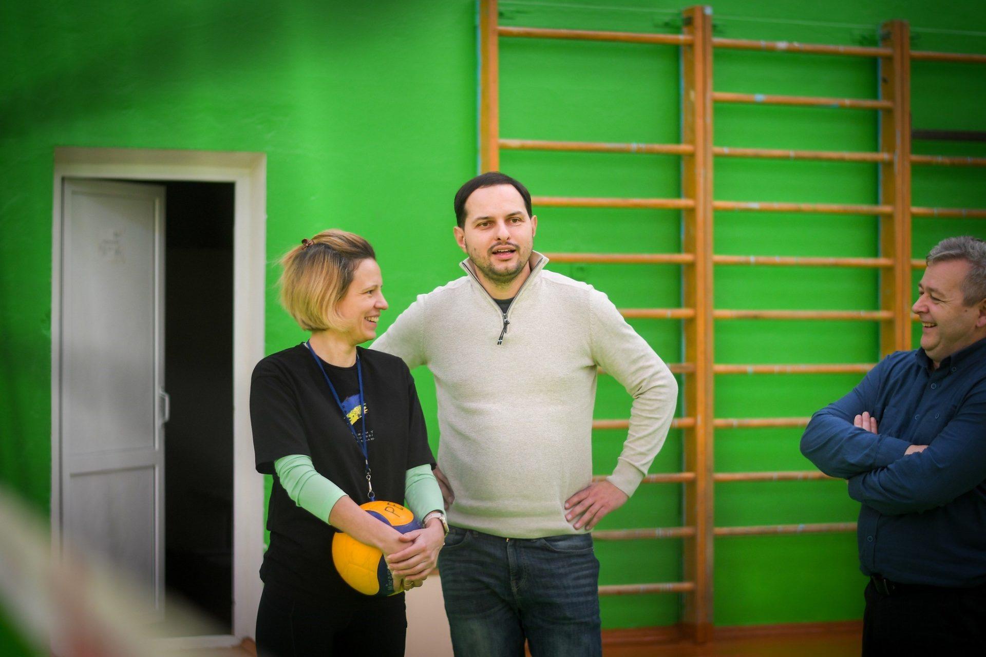 пліч о пліч
