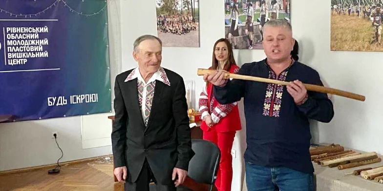 Презентація елемента НКС Рівненського Полісся - дудки-викрутки.
