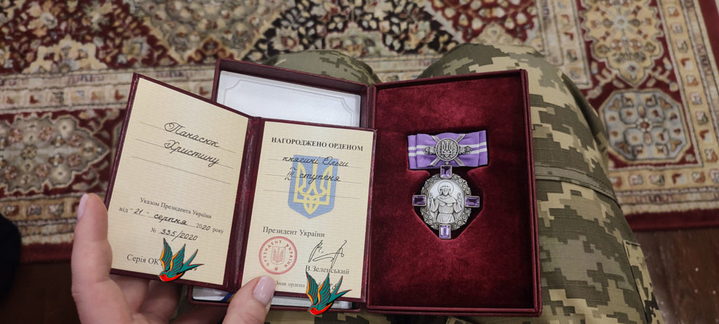 Рівненській співачці та волонтерці вручили орден Княгині Ольги 3 ст