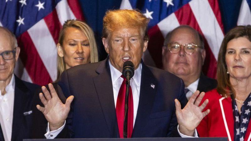 Трамп перемагає в Південній Кароліні на праймеріз республіканців