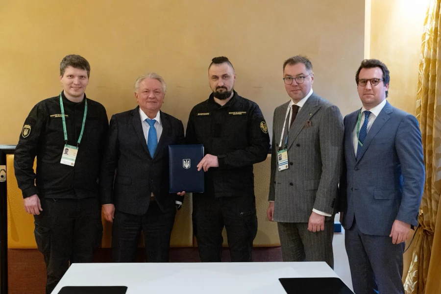 Підписання меморандуму.