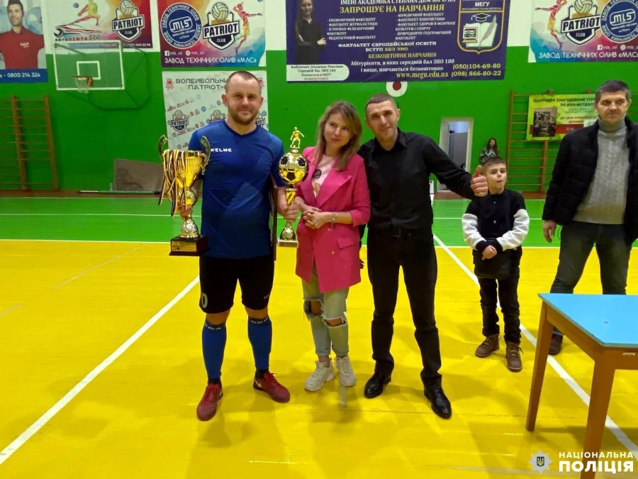 На турнірі з мініфутболу.