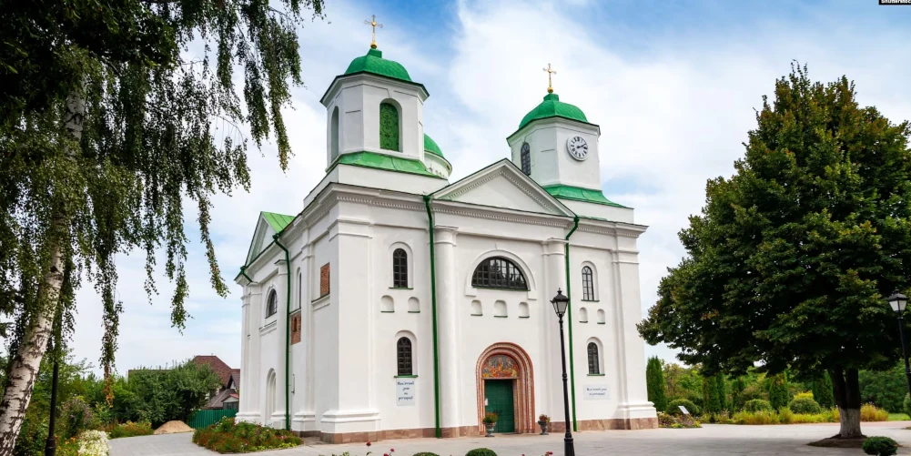 Успенський собор в Каневі.