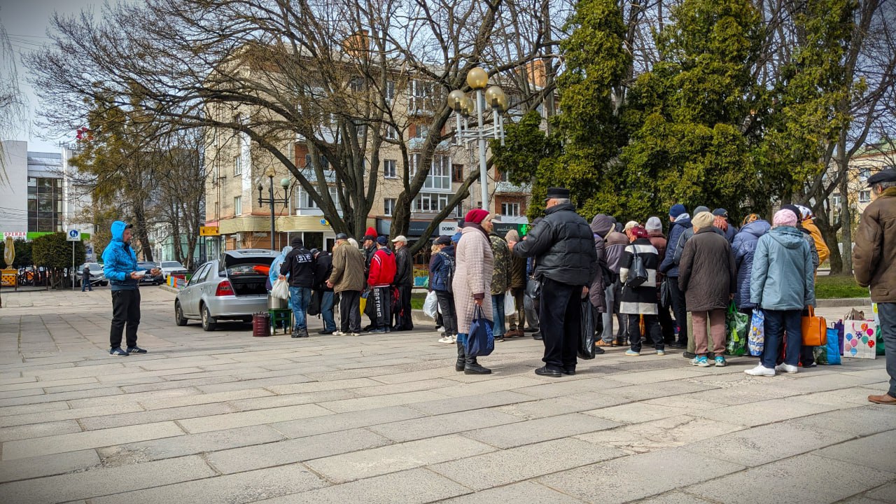 Завдяки благодійникам безоплатне харчування у Рівному продовжили