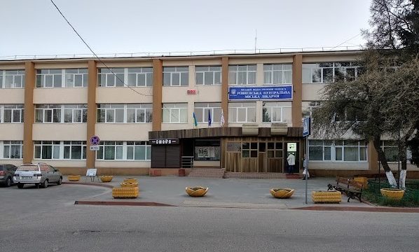 Естонські лікарі передали техніку для рівненської лікарні