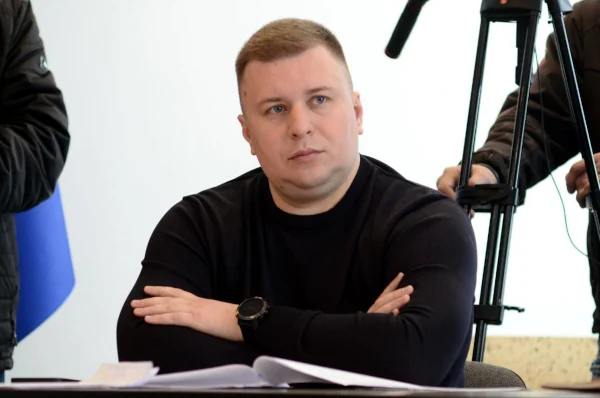 Артем Ганущак.